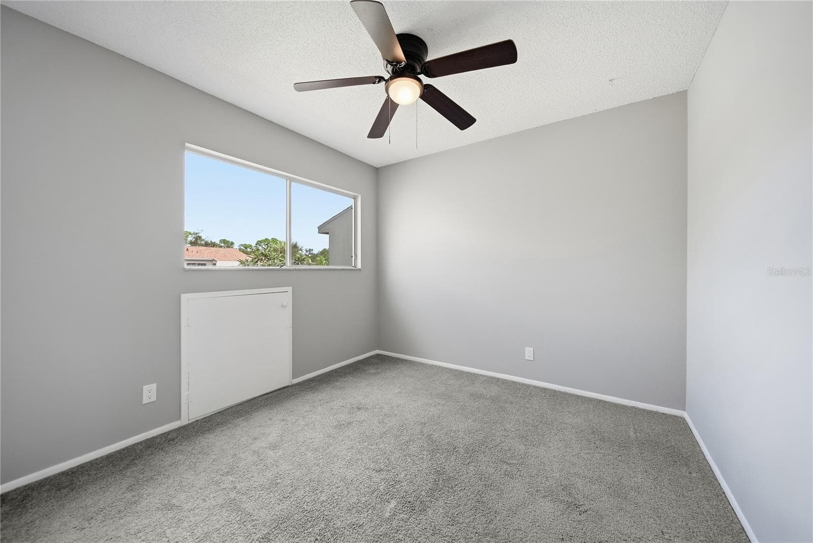 Room 2 - 912 BYRON LN #5C, SARASOTA