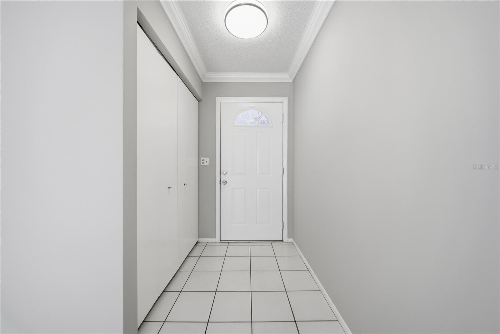Entry Exterior Door - 912 BYRON LN #5C, SARASOTA