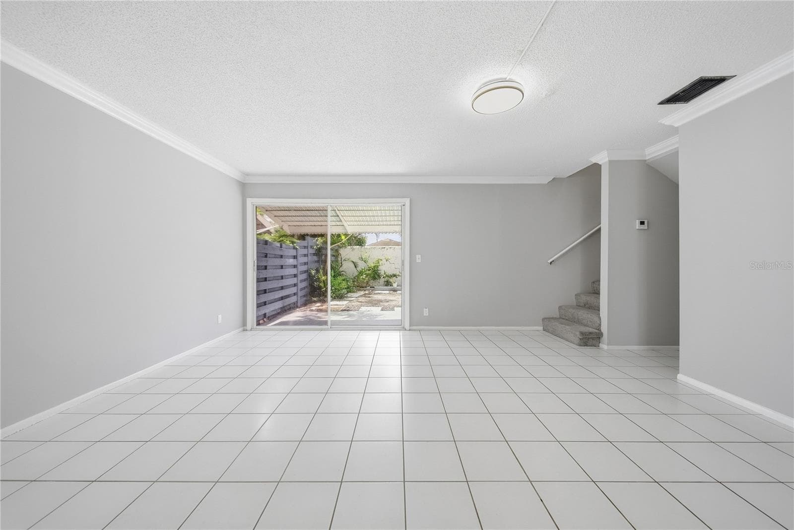 Living Room and first floor - 912 BYRON LN #5C, SARASOTA