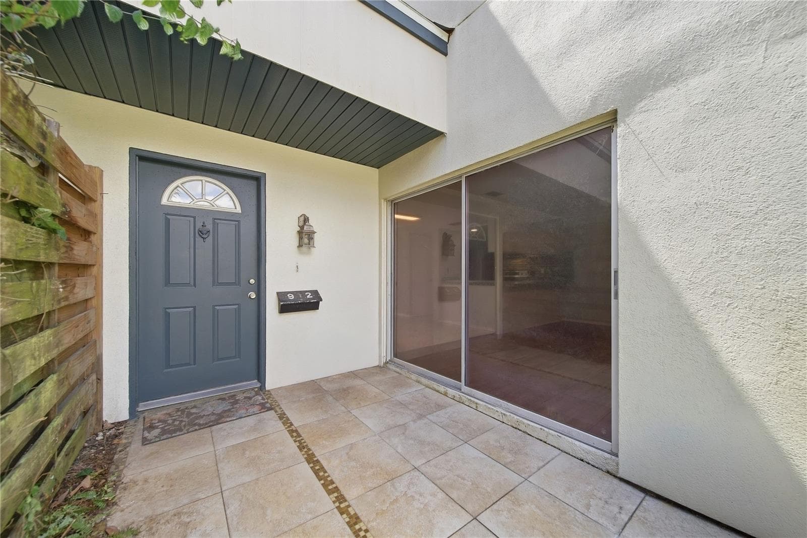 Entry Way - 912 BYRON LN #5C, SARASOTA