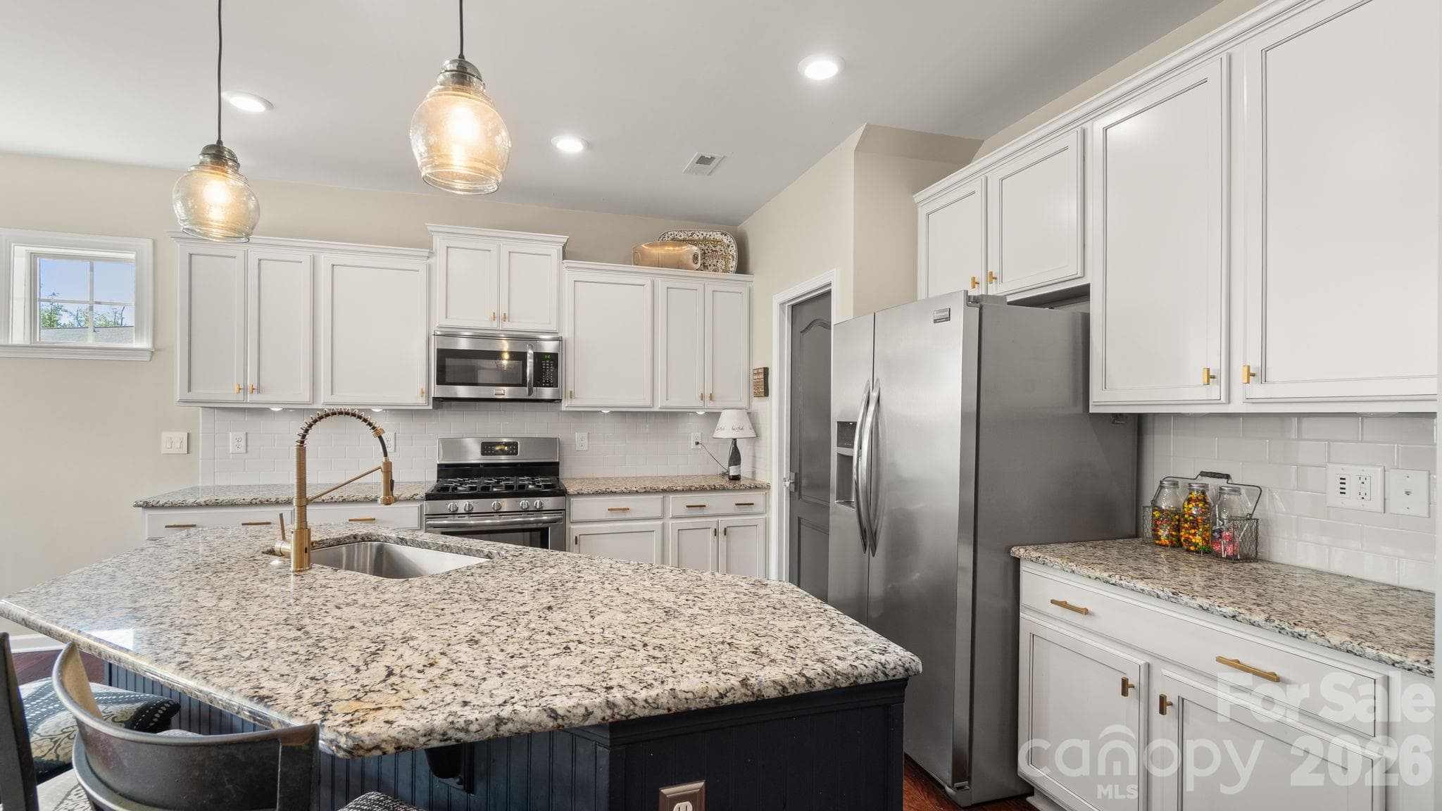 Single Family Residence at 2514 Richland Balsam Drive, Fort Mill, photo 11 of 48