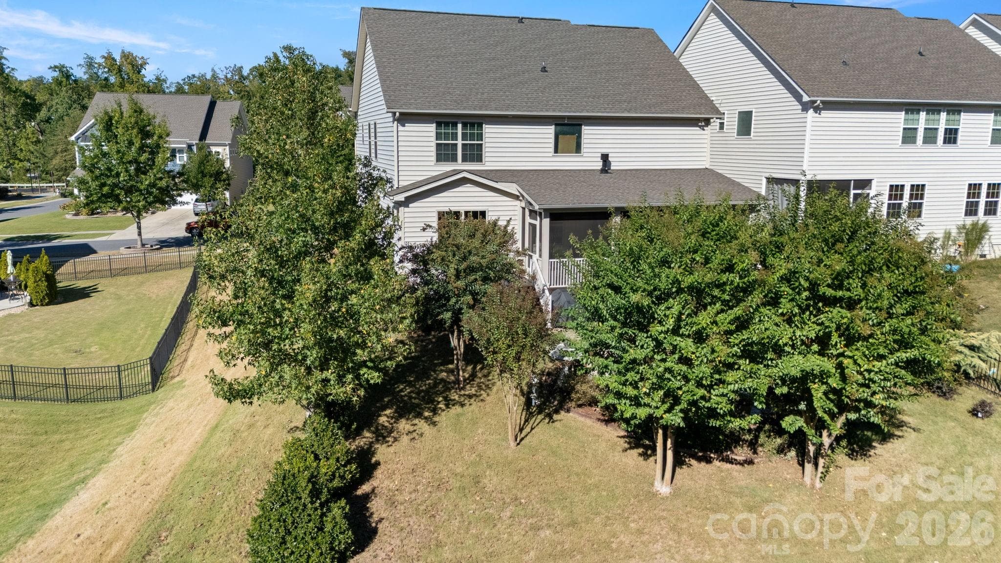 Single Family Residence at 2514 Richland Balsam Drive, Fort Mill, photo 43 of 48
