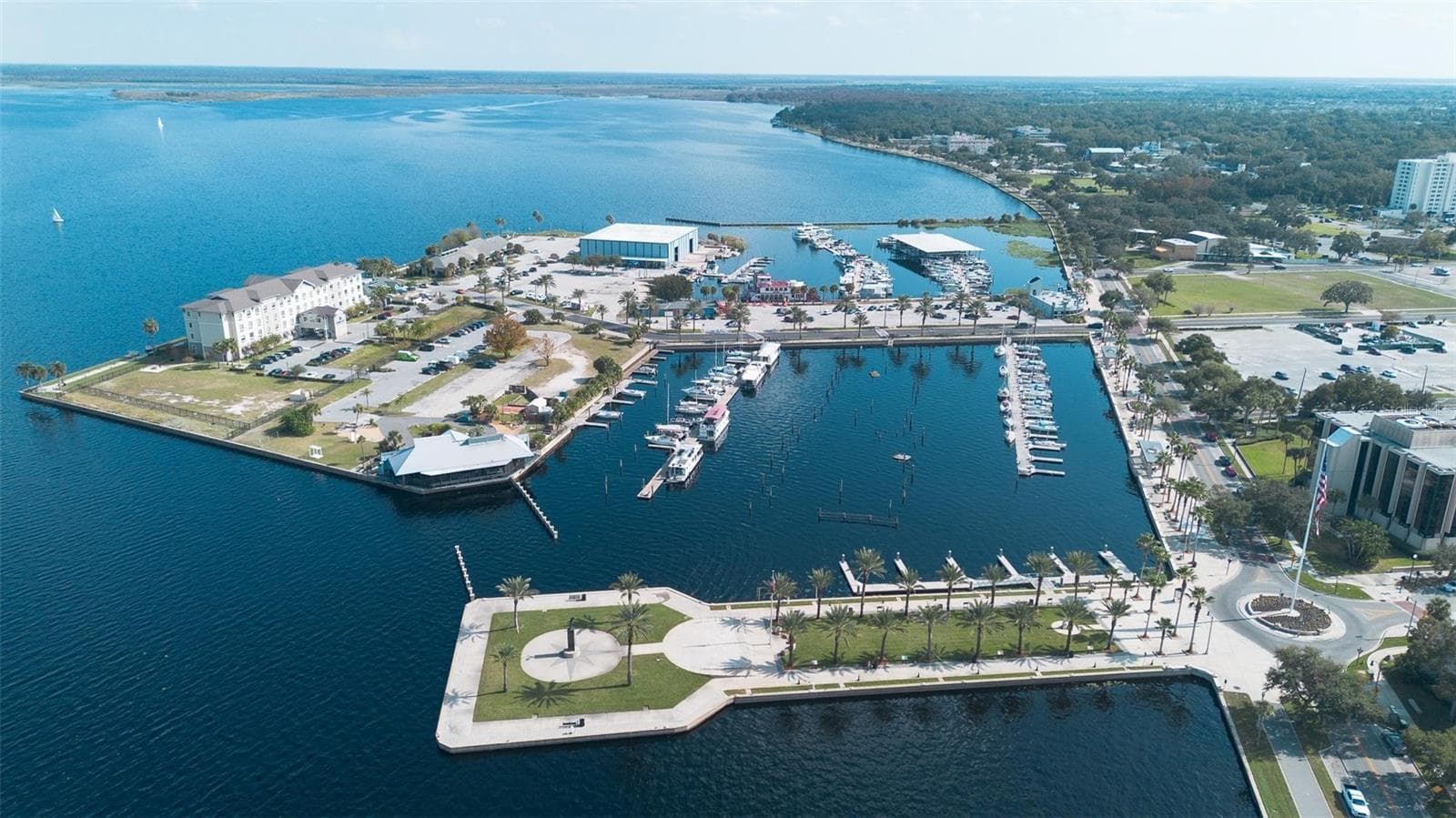 Marina/Lake Monroe - 225 W SEMINOLE BLVD #413, SANFORD