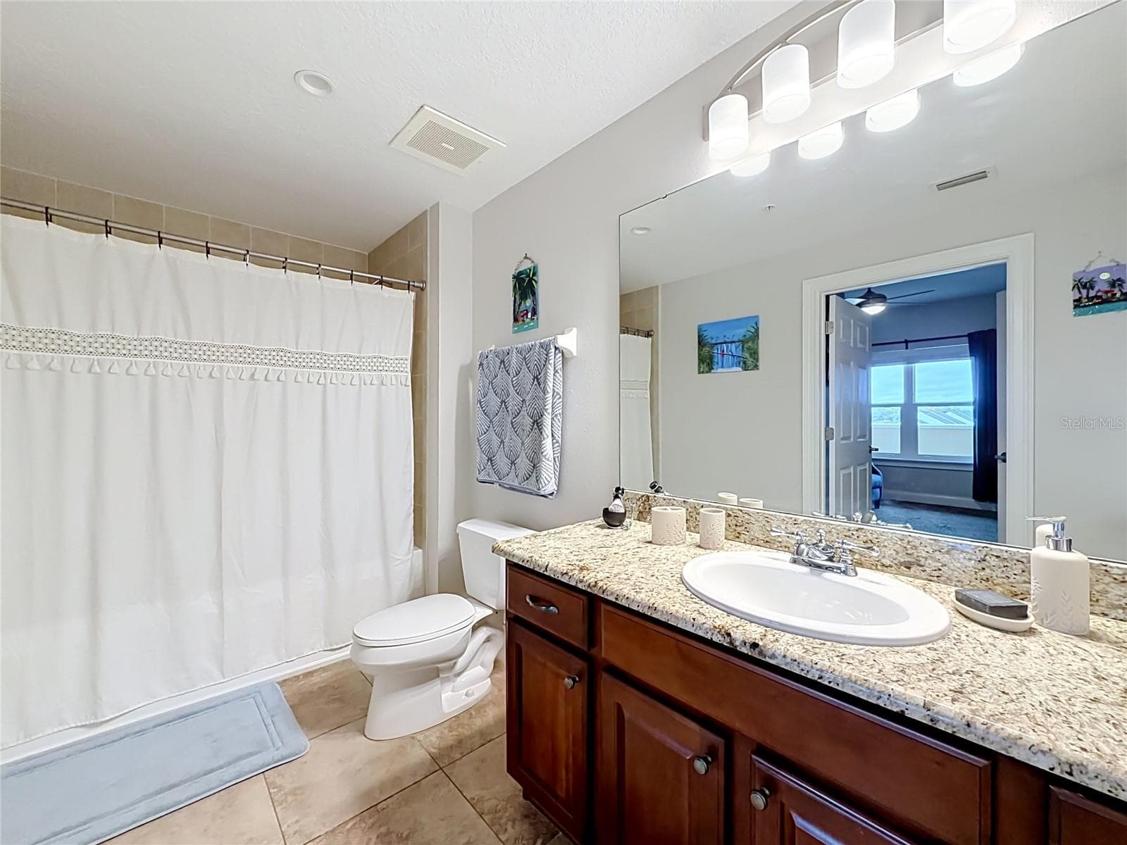 Full Bathroom for Bedroom/Guests - 225 W SEMINOLE BLVD #413, SANFORD