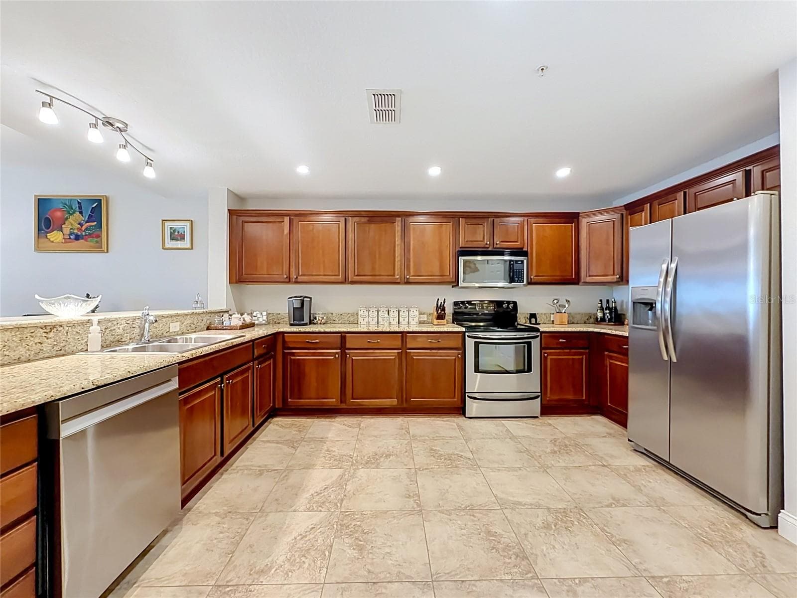 Kitchen area - 225 W SEMINOLE BLVD #413, SANFORD