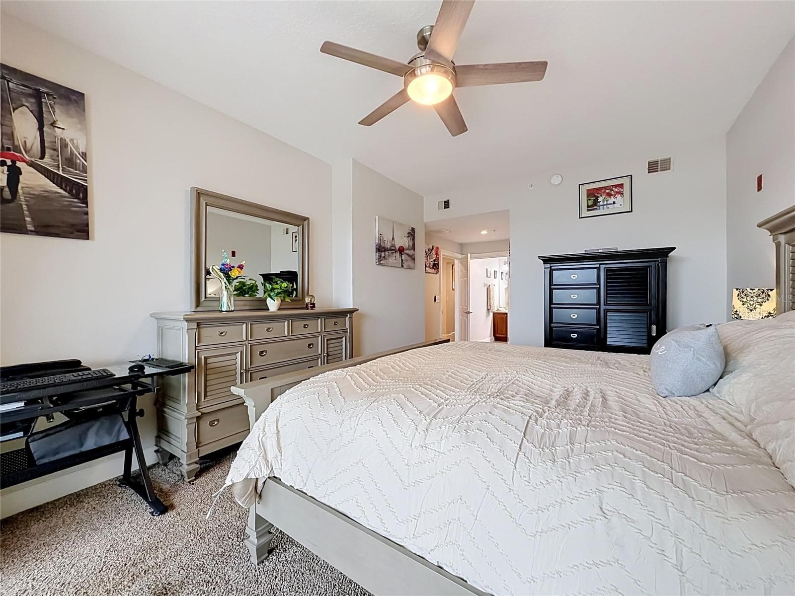 Primary Suite - 225 W SEMINOLE BLVD #413, SANFORD