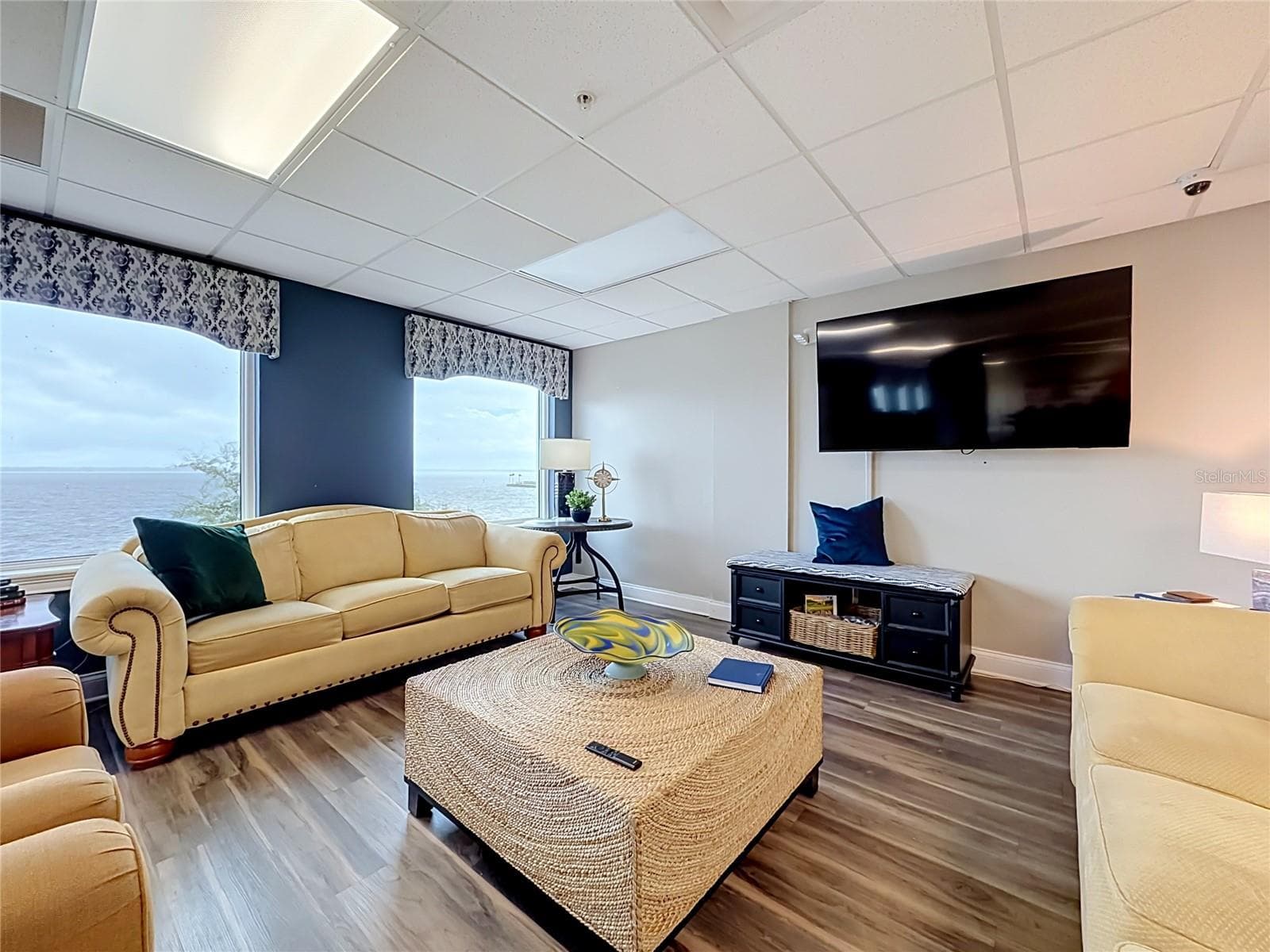Clubhouse Relaxing Area & Beautiful Views - 225 W SEMINOLE BLVD #413, SANFORD