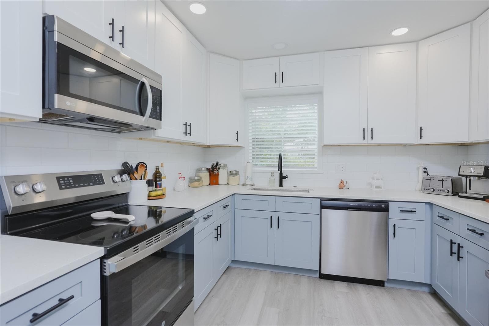 Kitchen - 16606 FOREST PARK DR, LUTZ