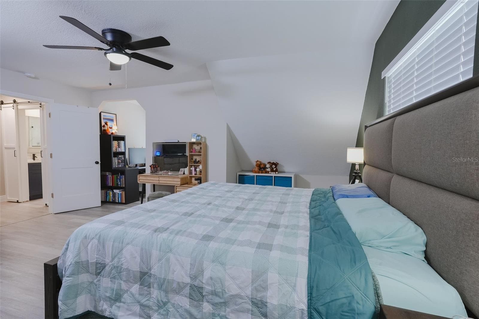 Primary bedroom - 16606 FOREST PARK DR, LUTZ