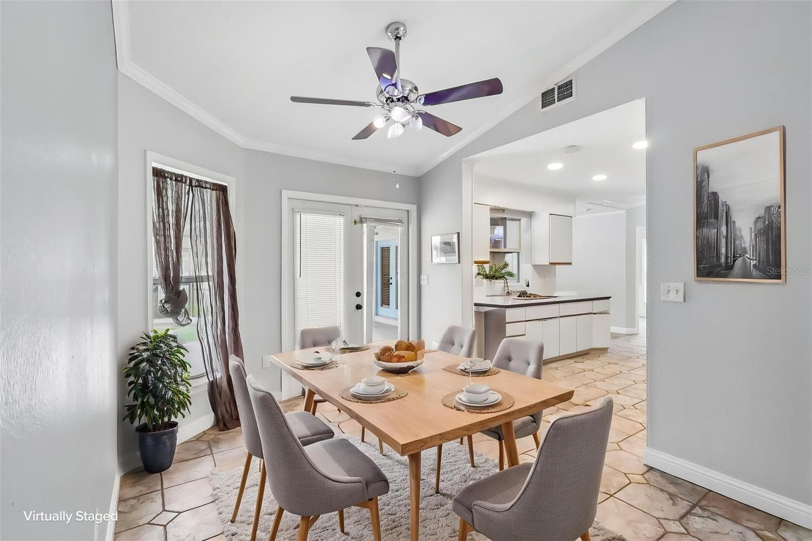 Single Family Residence at 117 HOMEWOOD DR, WINTER HAVEN, photo 9 of 54