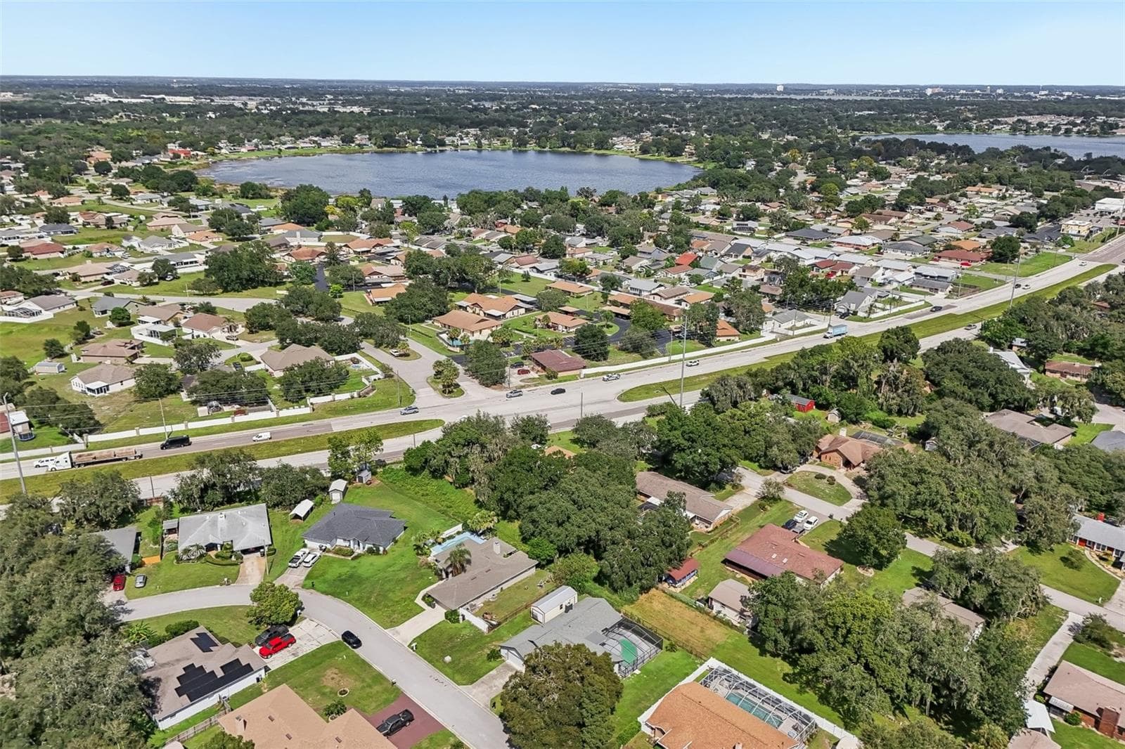 Single Family Residence at 117 HOMEWOOD DR, WINTER HAVEN, photo 47 of 54