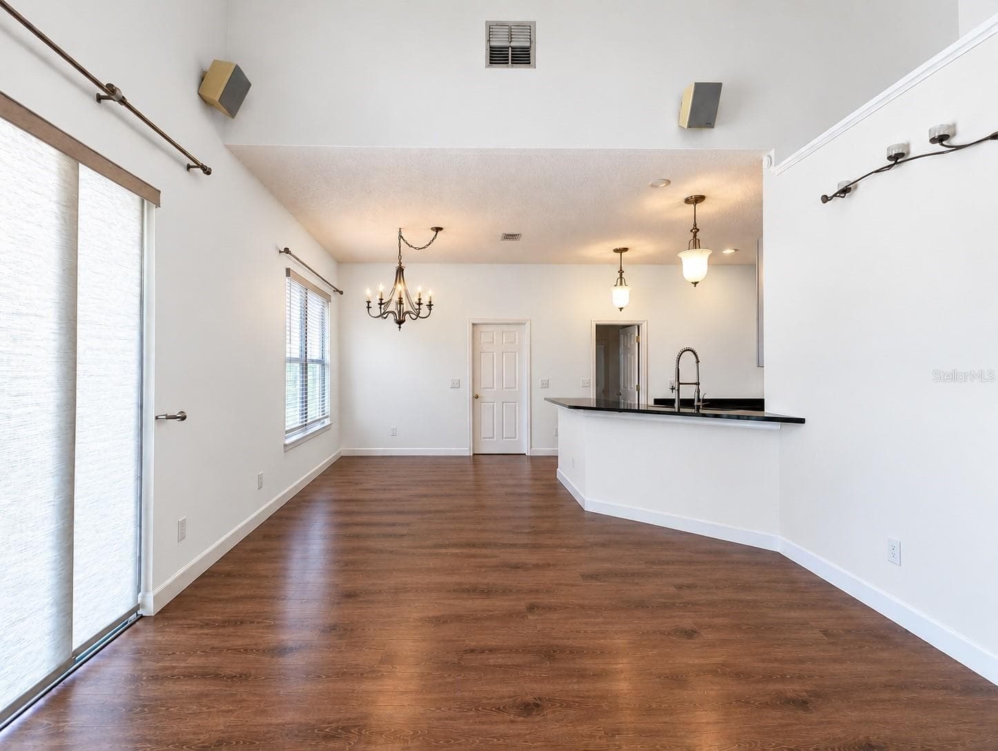 Great Room / Dinette - 2409 TREYMORE DR, ORLANDO