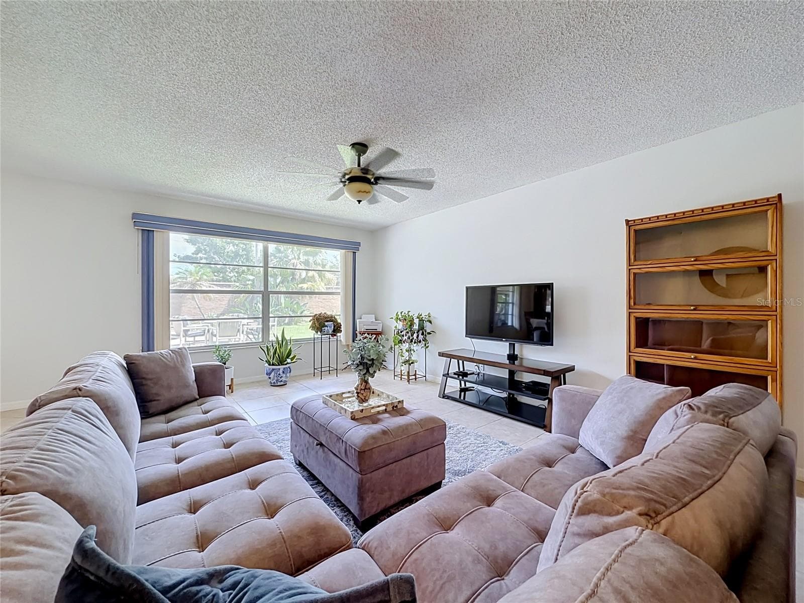 Single Family Residence at 4148 FLORALWOOD CT, ORLANDO, photo 8 of 59