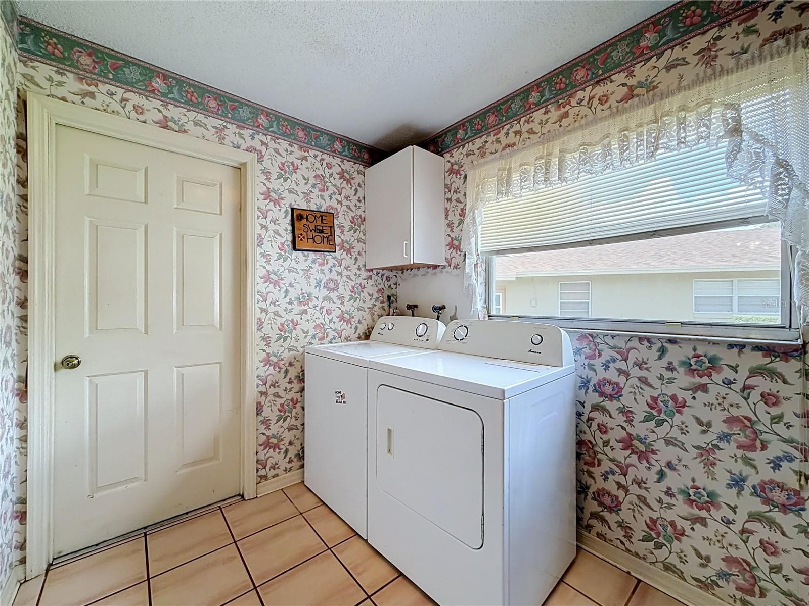 Single Family Residence at 4148 FLORALWOOD CT, ORLANDO, photo 28 of 59