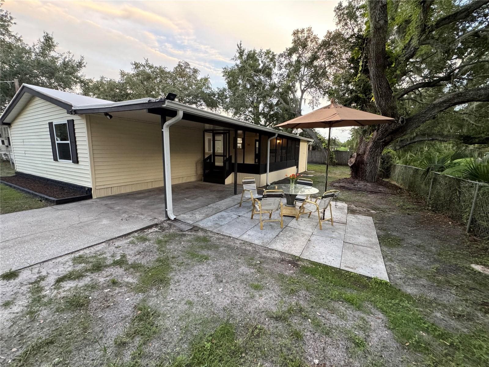 Manufactured Home at 8801 MARC DAVID, GIBSONTON, photo 2 of 62