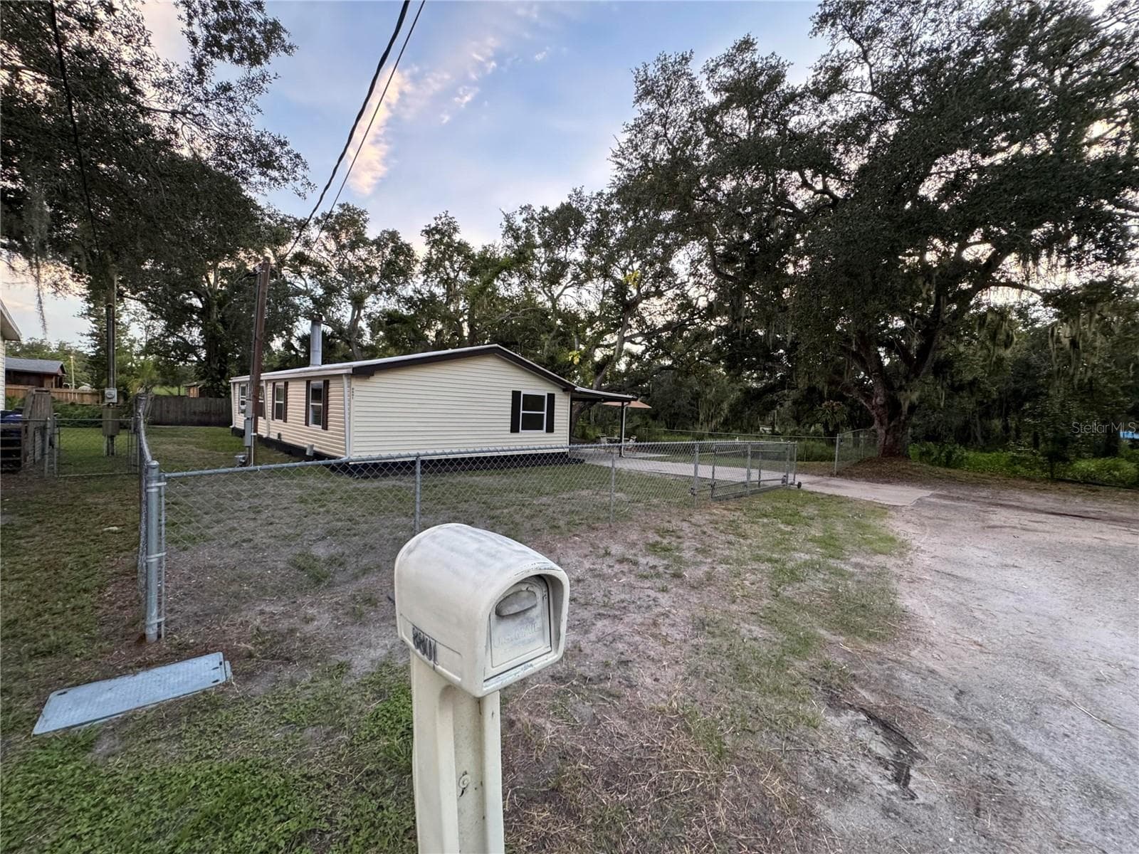 Manufactured Home at 8801 MARC DAVID, GIBSONTON, photo 23 of 62