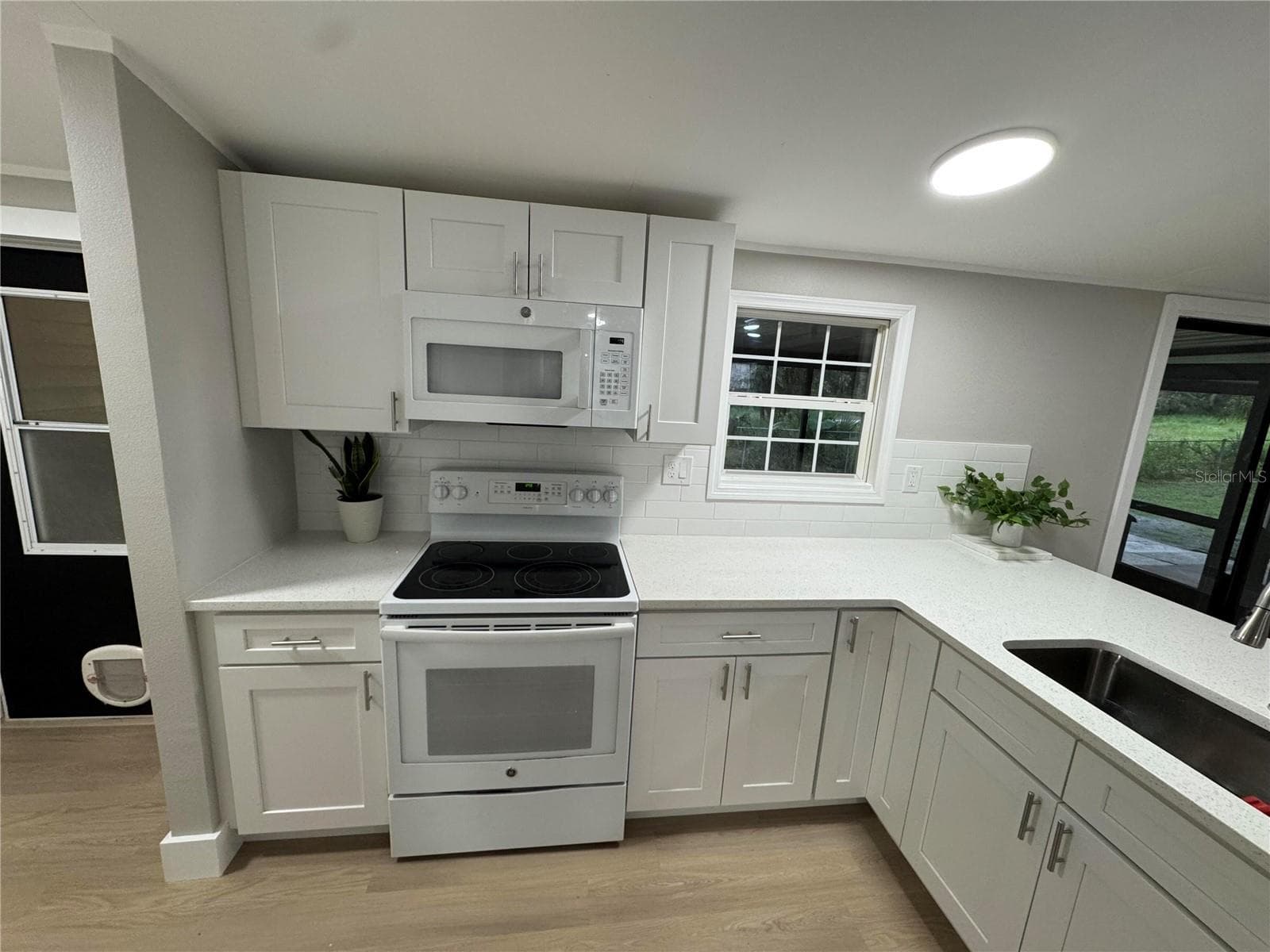 Manufactured Home at 8801 MARC DAVID, GIBSONTON, photo 34 of 62