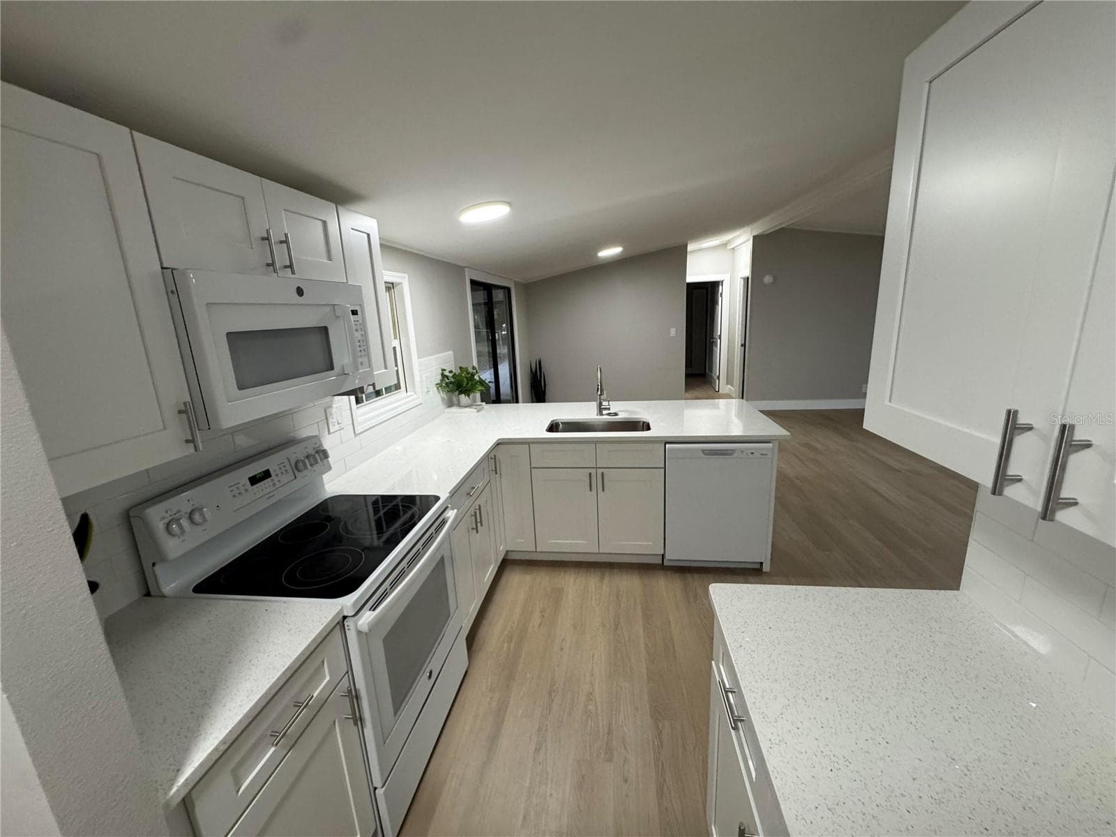 Manufactured Home at 8801 MARC DAVID, GIBSONTON, photo 36 of 62