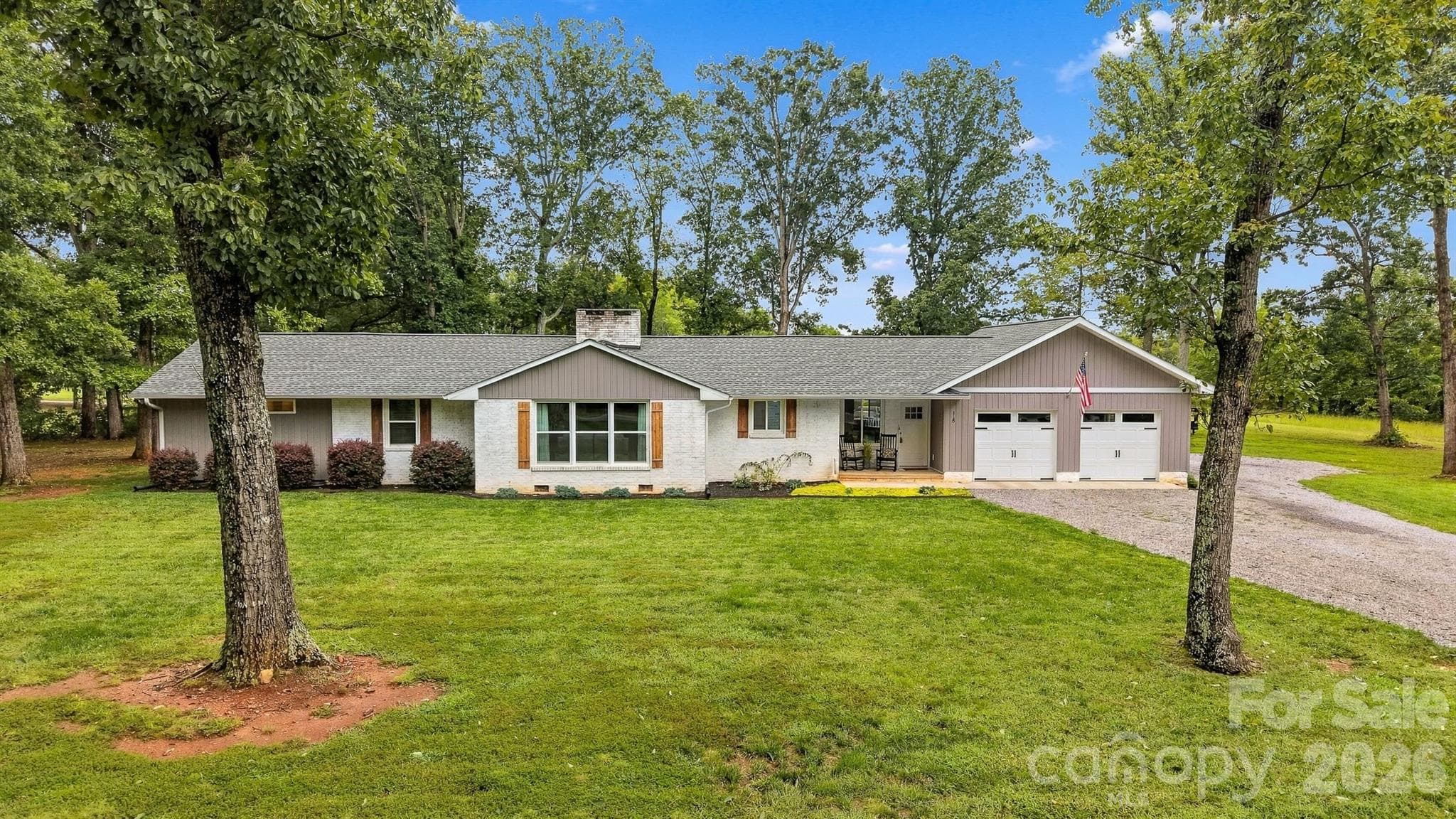 Single Family Residence at 118 Chestnut Oak Road, Union Grove, photo 3 of 45
