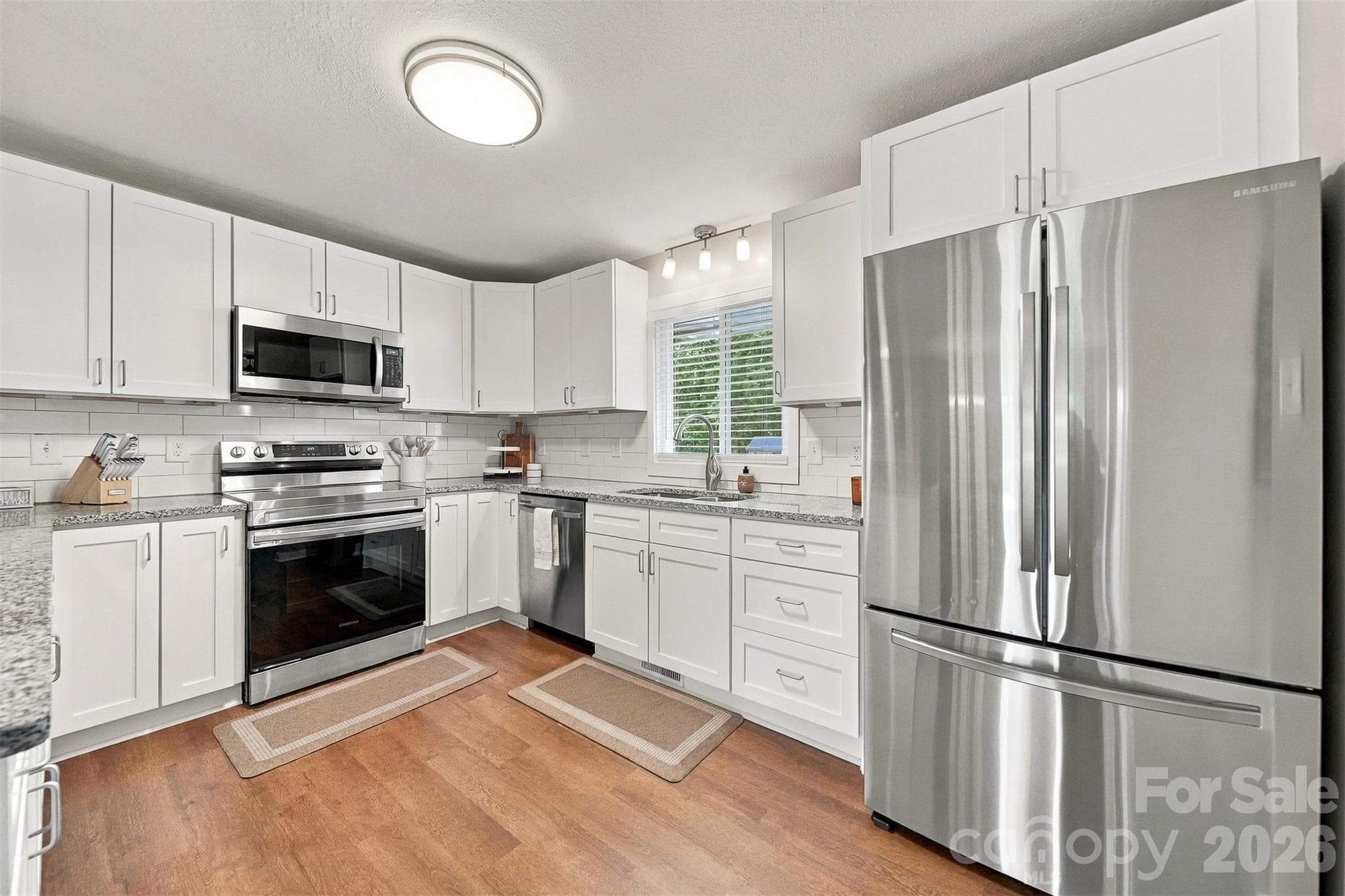 Single Family Residence at 118 Chestnut Oak Road, Union Grove, photo 14 of 45