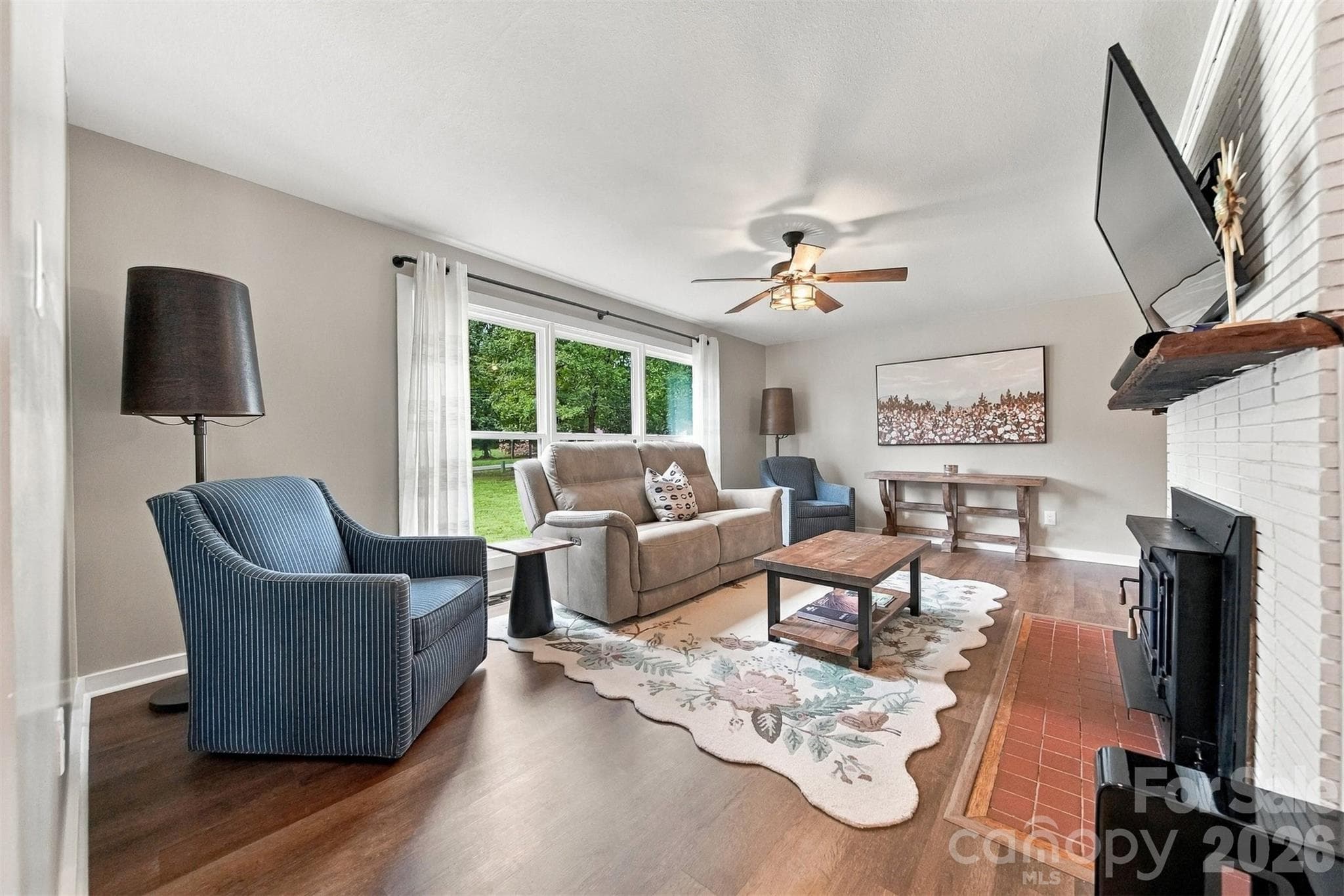 Single Family Residence at 118 Chestnut Oak Road, Union Grove, photo 16 of 45