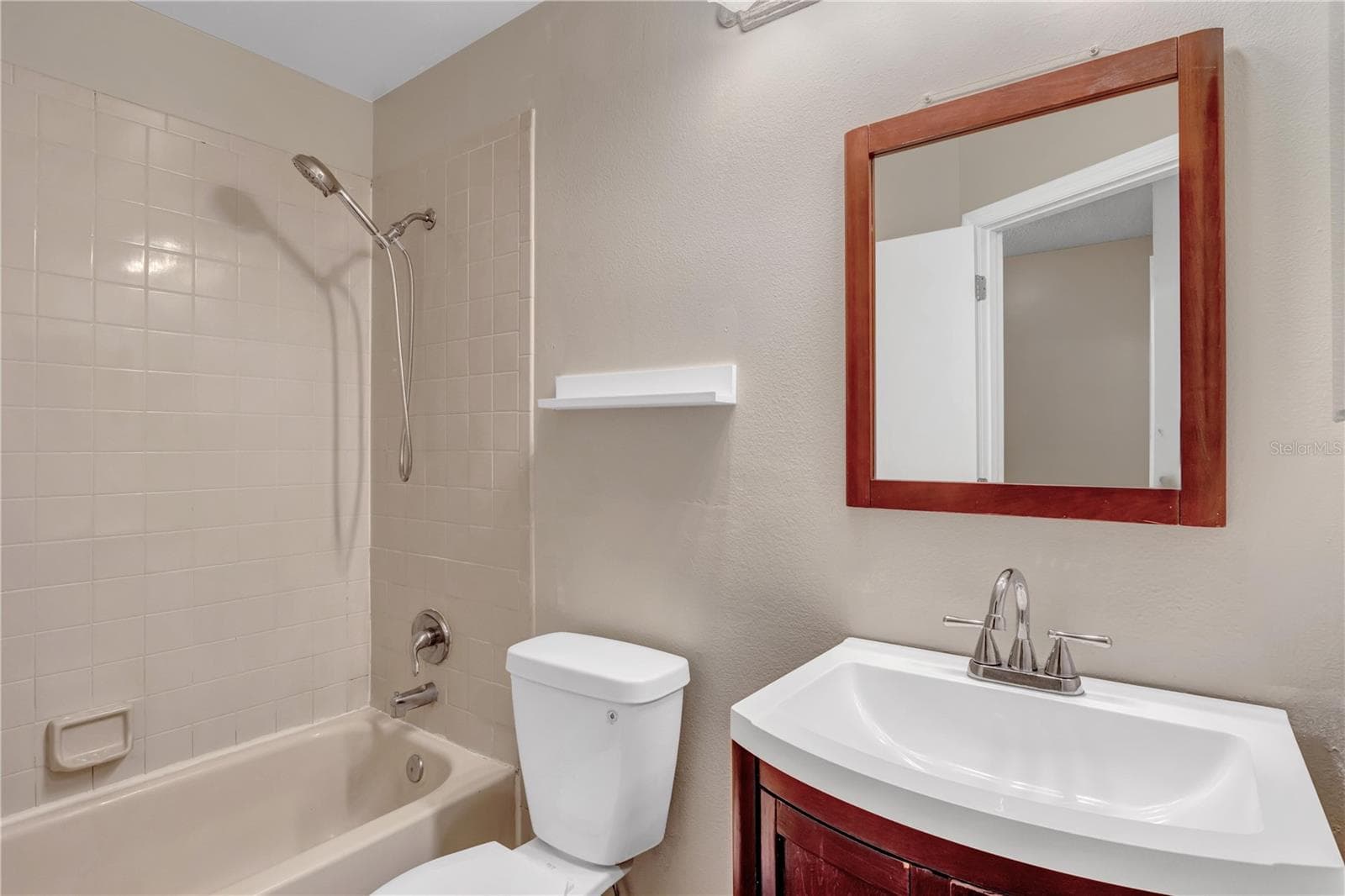 Single Family Residence at 1018 MALCOLM CT, OVIEDO, photo 17 of 28