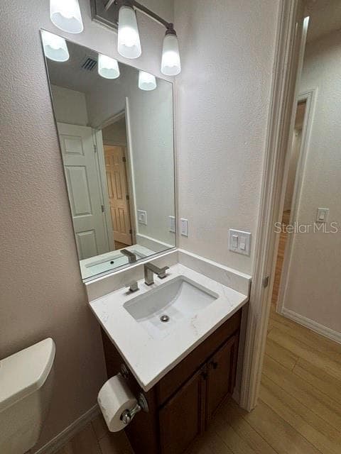 New quartz countertops - 287 MERCER WAY, THE VILLAGES