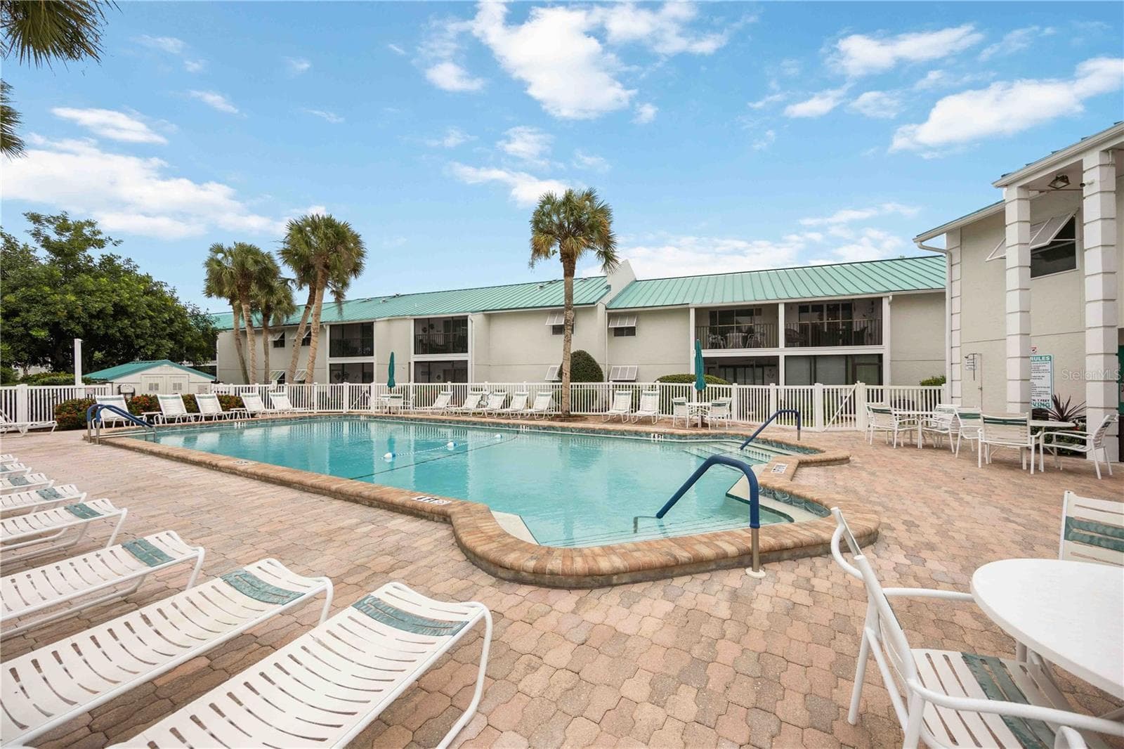 Condo - Hotel at 5673 MIDNIGHT PASS RD #202, SARASOTA, photo 25 of 30