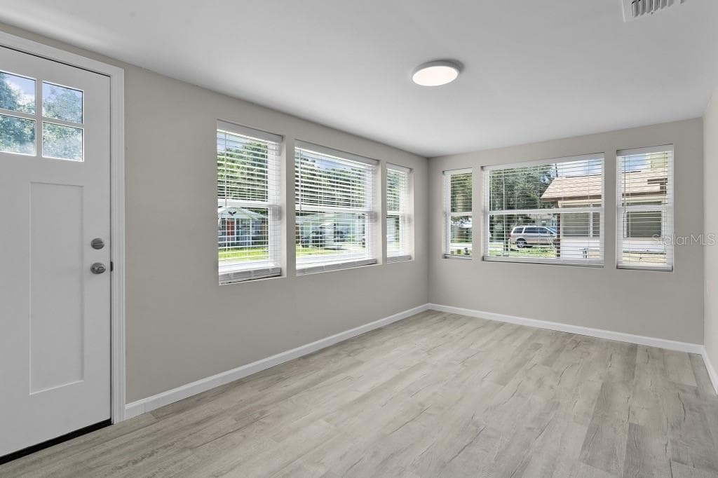 Single Family Residence at 12390 SE 135TH TER, OCKLAWAHA, photo 5 of 32