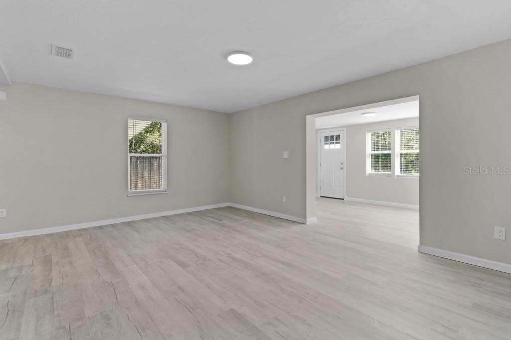 Single Family Residence at 12390 SE 135TH TER, OCKLAWAHA, photo 6 of 32