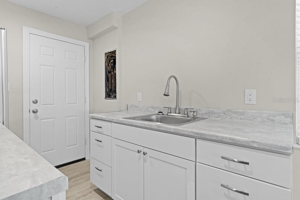 Single Family Residence at 12390 SE 135TH TER, OCKLAWAHA, photo 10 of 32