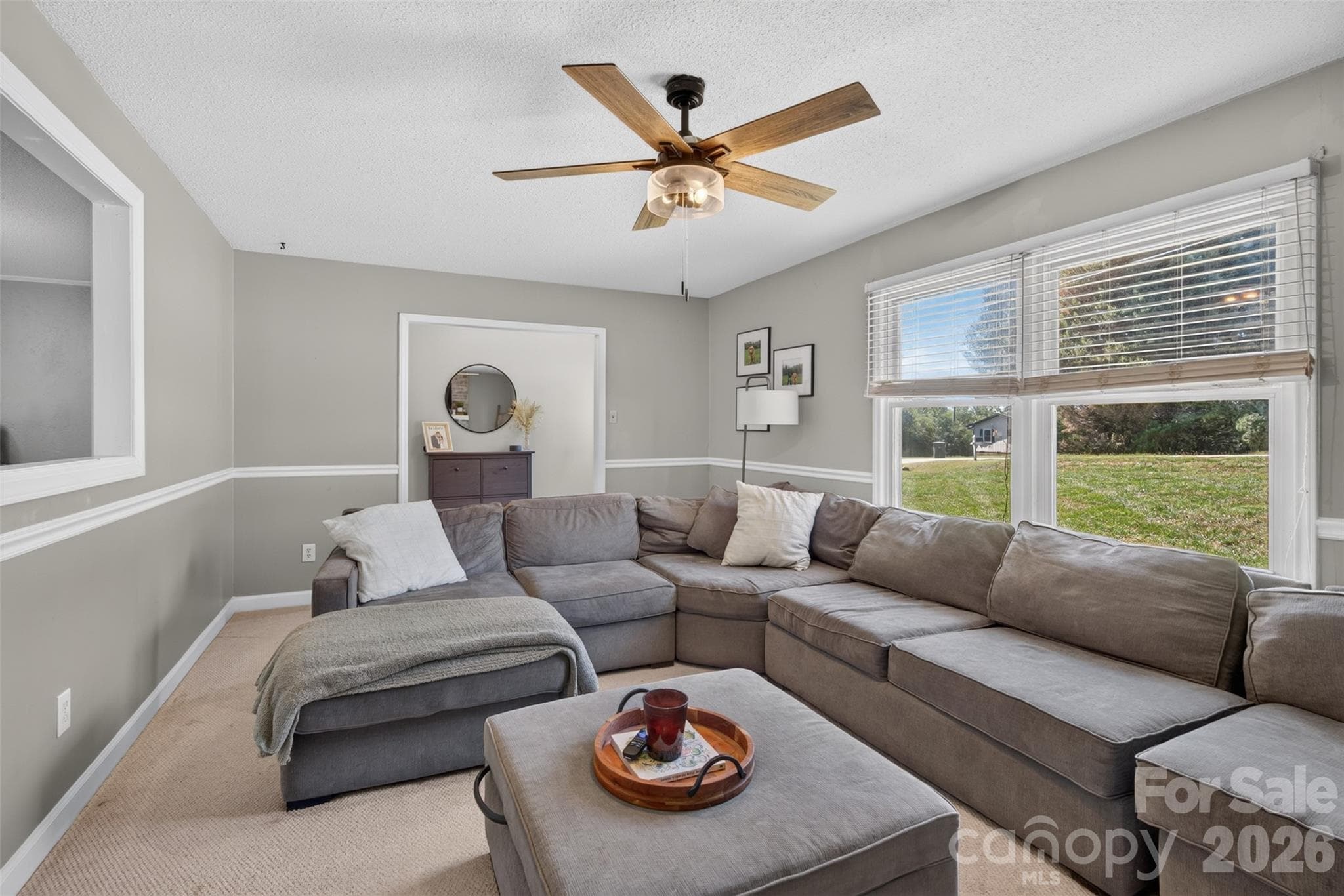 Single Family Residence at 120 Regal Circle, Mooresville, photo 4 of 32