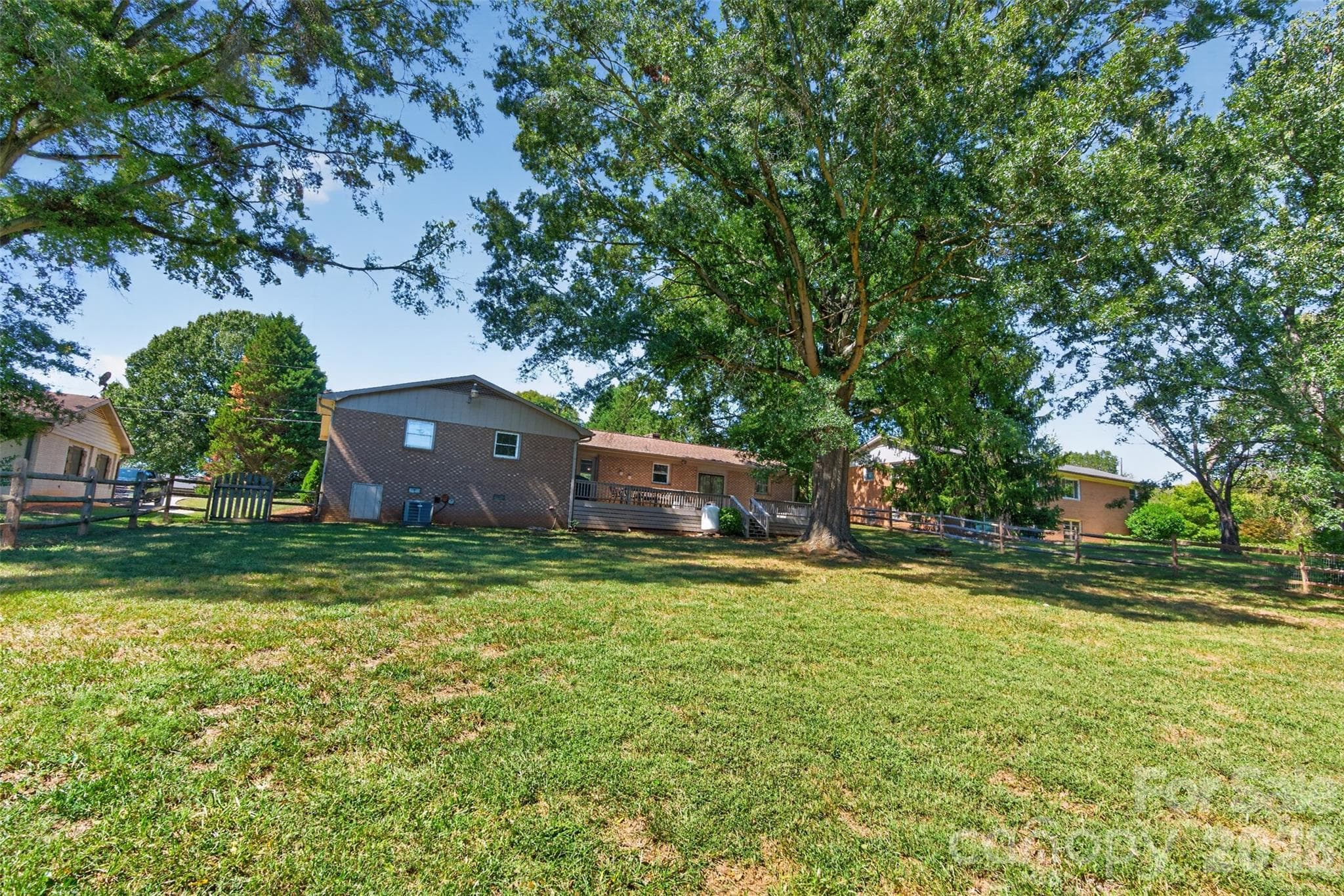 Single Family Residence at 120 Regal Circle, Mooresville, photo 32 of 32