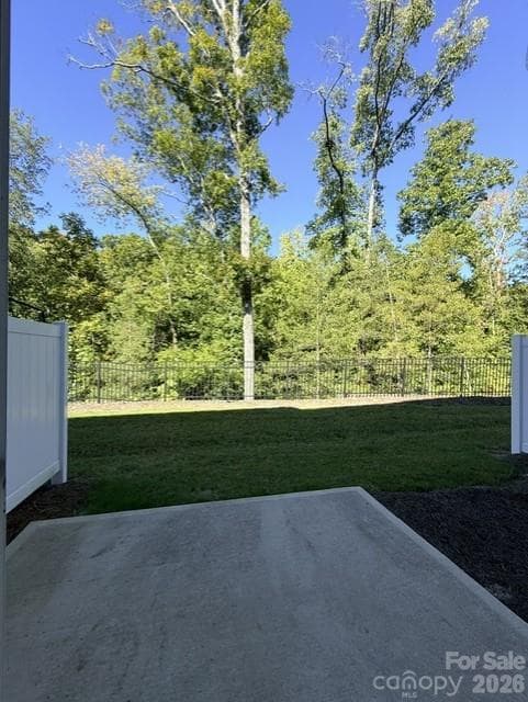 Townhouse at 1027 Grays Mill Road, Charlotte, photo 4 of 36
