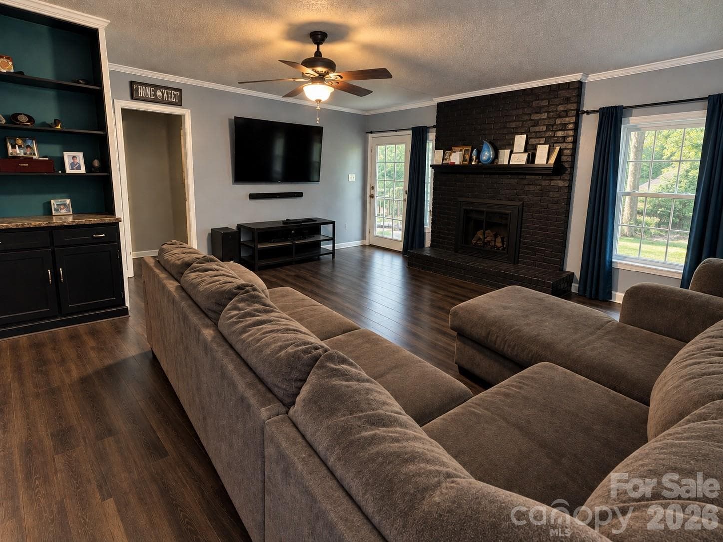 Single Family Residence at 9 Fleetwood Drive SW, Concord, photo 6 of 23