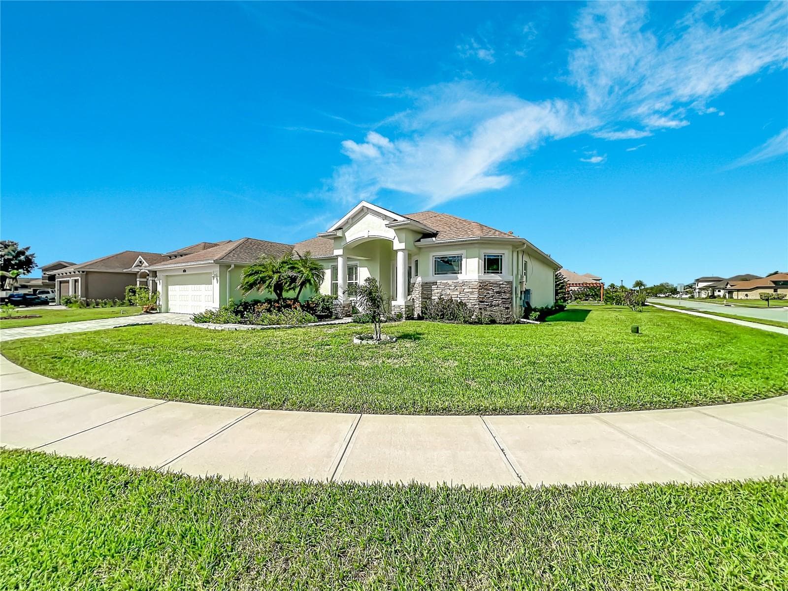 Corner lot - 2595 JOLENA DR, MELBOURNE