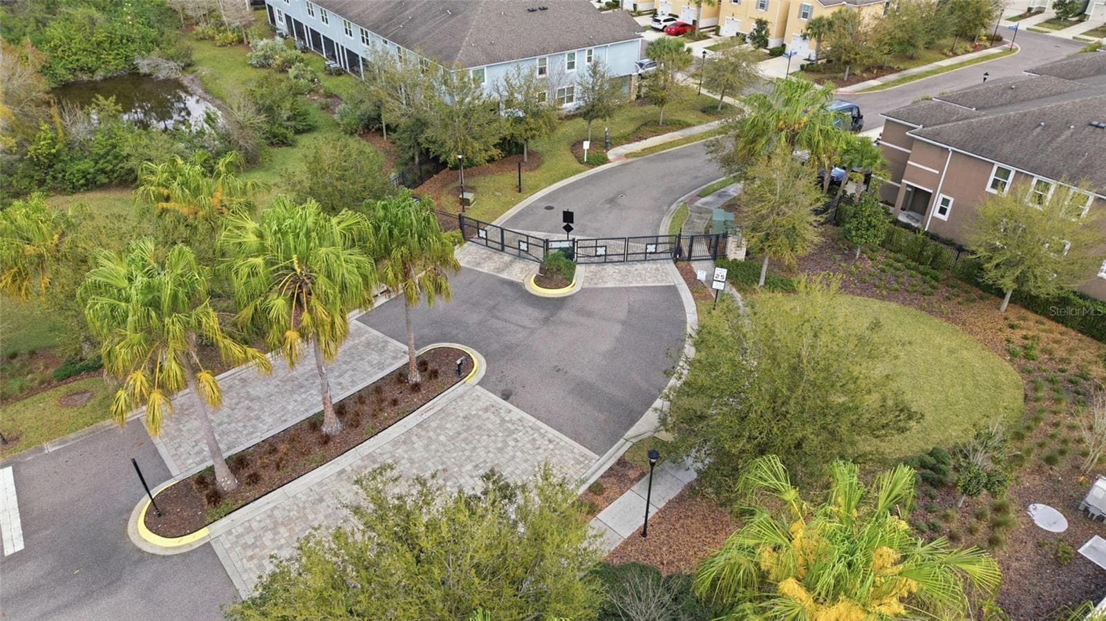 Gated Entrance - 5527 CUMBERLAND STAR CT, LUTZ