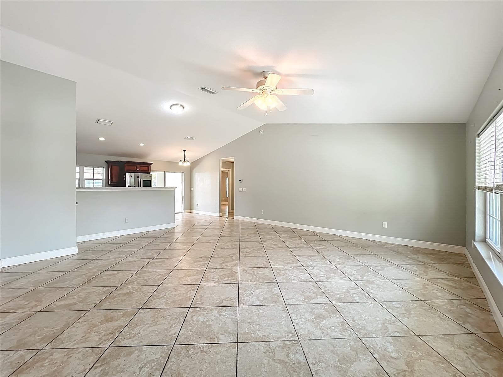 Single Family Residence at 608 MASTERS AVE, WILDWOOD, photo 14 of 49
