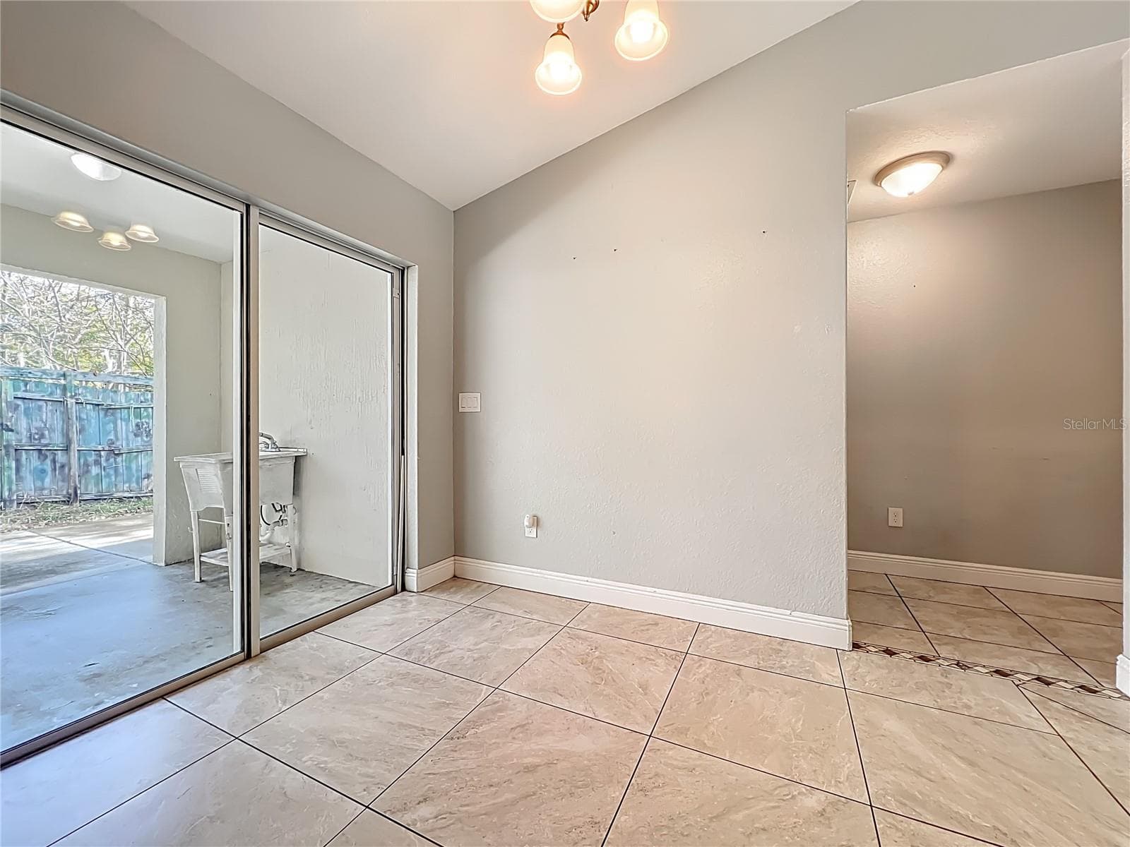 Single Family Residence at 608 MASTERS AVE, WILDWOOD, photo 23 of 49
