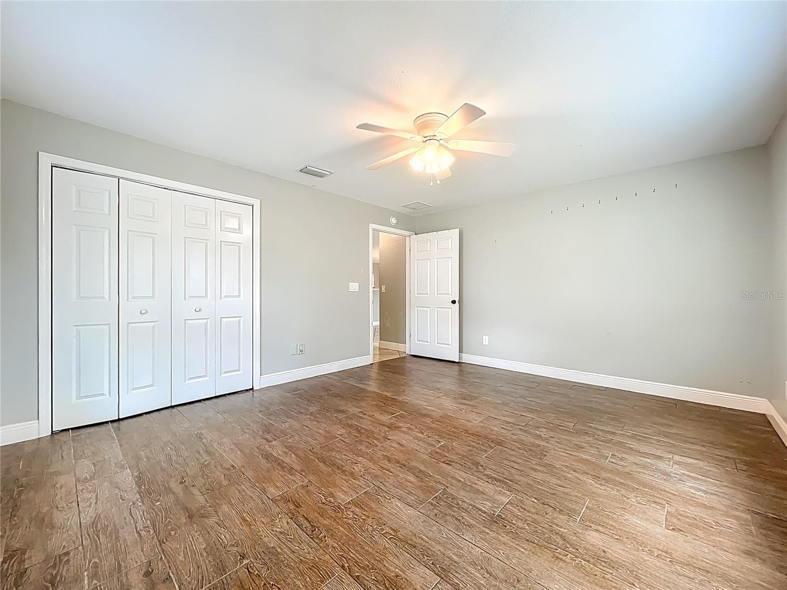 Single Family Residence at 608 MASTERS AVE, WILDWOOD, photo 27 of 49