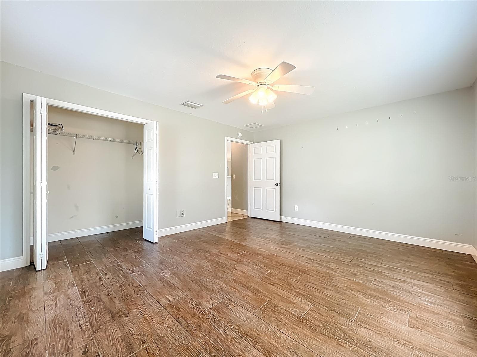 Single Family Residence at 608 MASTERS AVE, WILDWOOD, photo 28 of 49