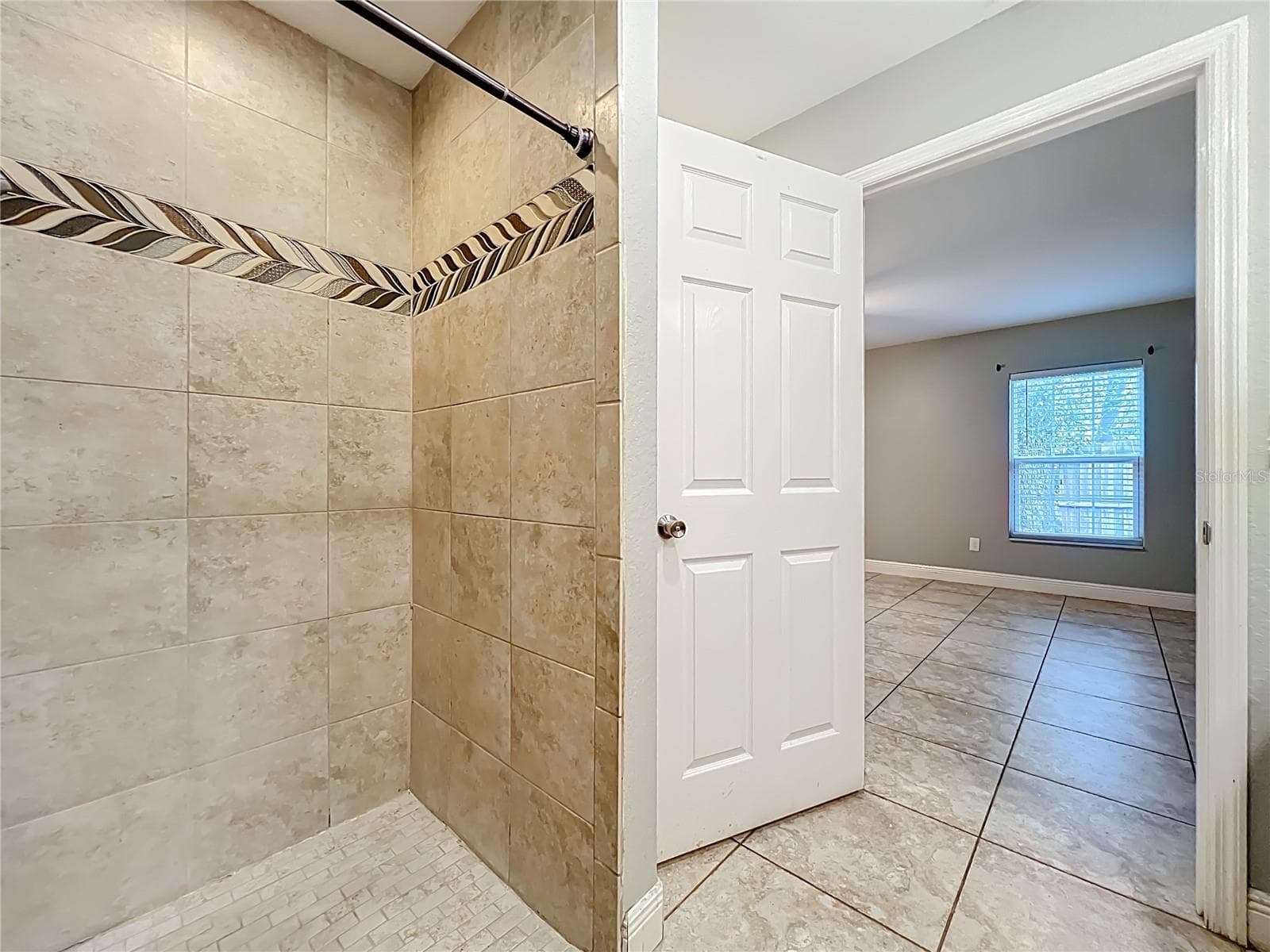 Single Family Residence at 608 MASTERS AVE, WILDWOOD, photo 36 of 49