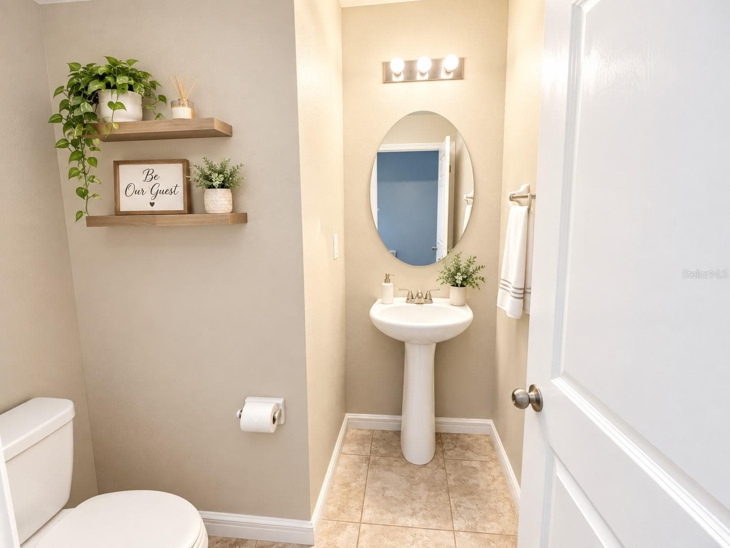 Half bath - 16844 PEACEFUL VALLEY DR, WIMAUMA