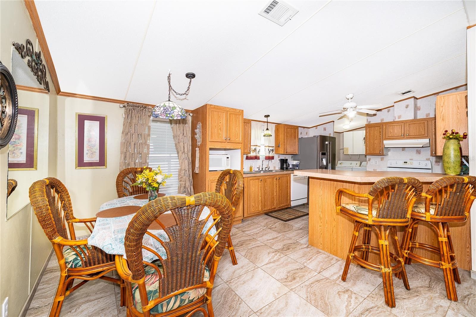 Manufactured Home at 2721 DOWNING DR, KISSIMMEE, photo 10 of 31