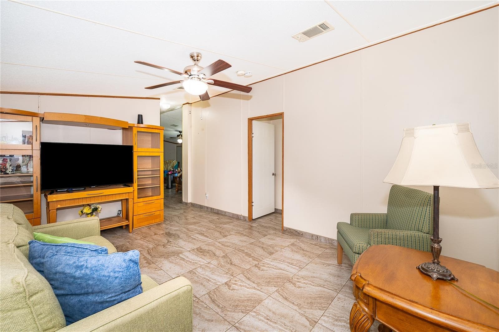 Manufactured Home at 2721 DOWNING DR, KISSIMMEE, photo 20 of 31
