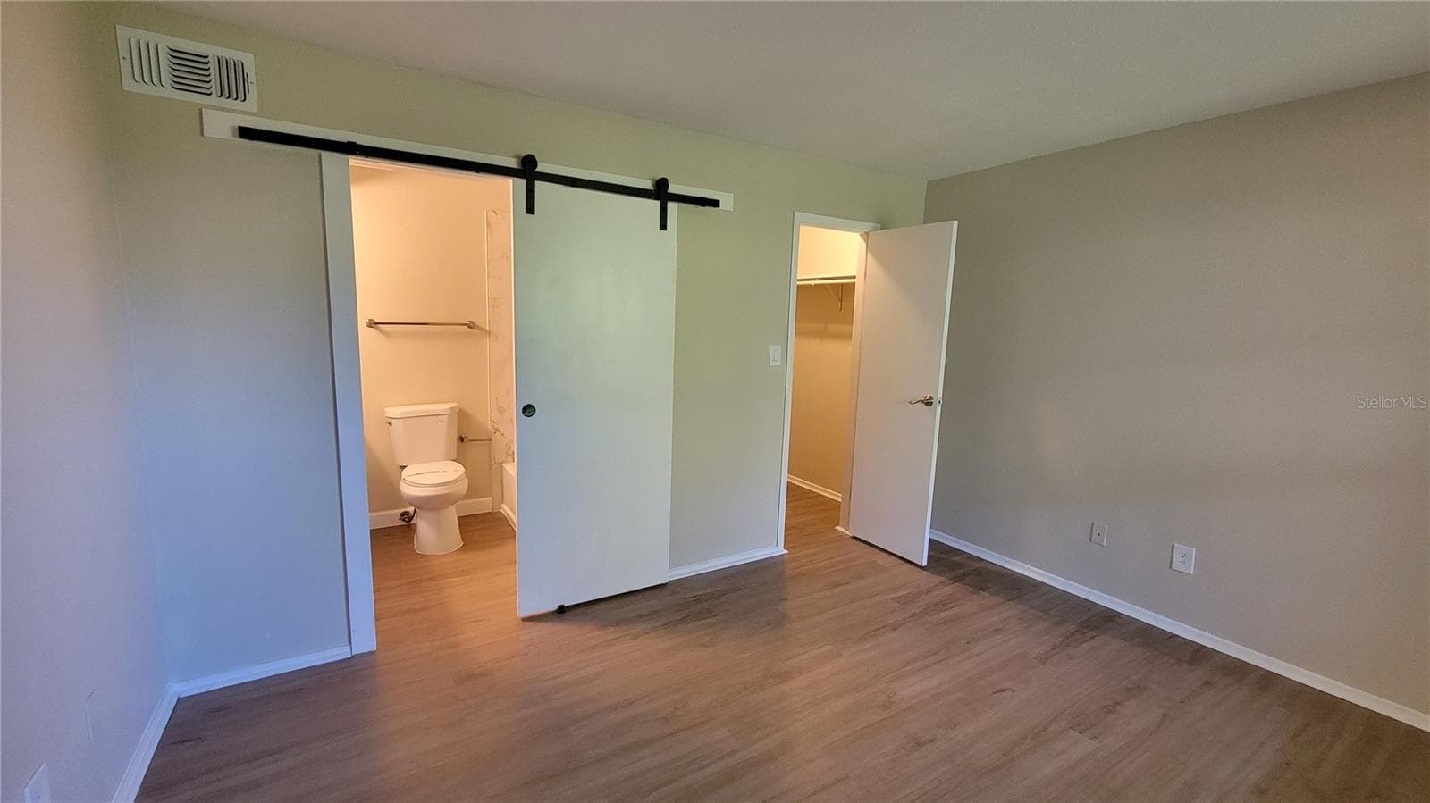 Condominium at 9100 DR MARTIN LUTHER KING JR ST N #206, ST PETERSBURG, photo 18 of 34