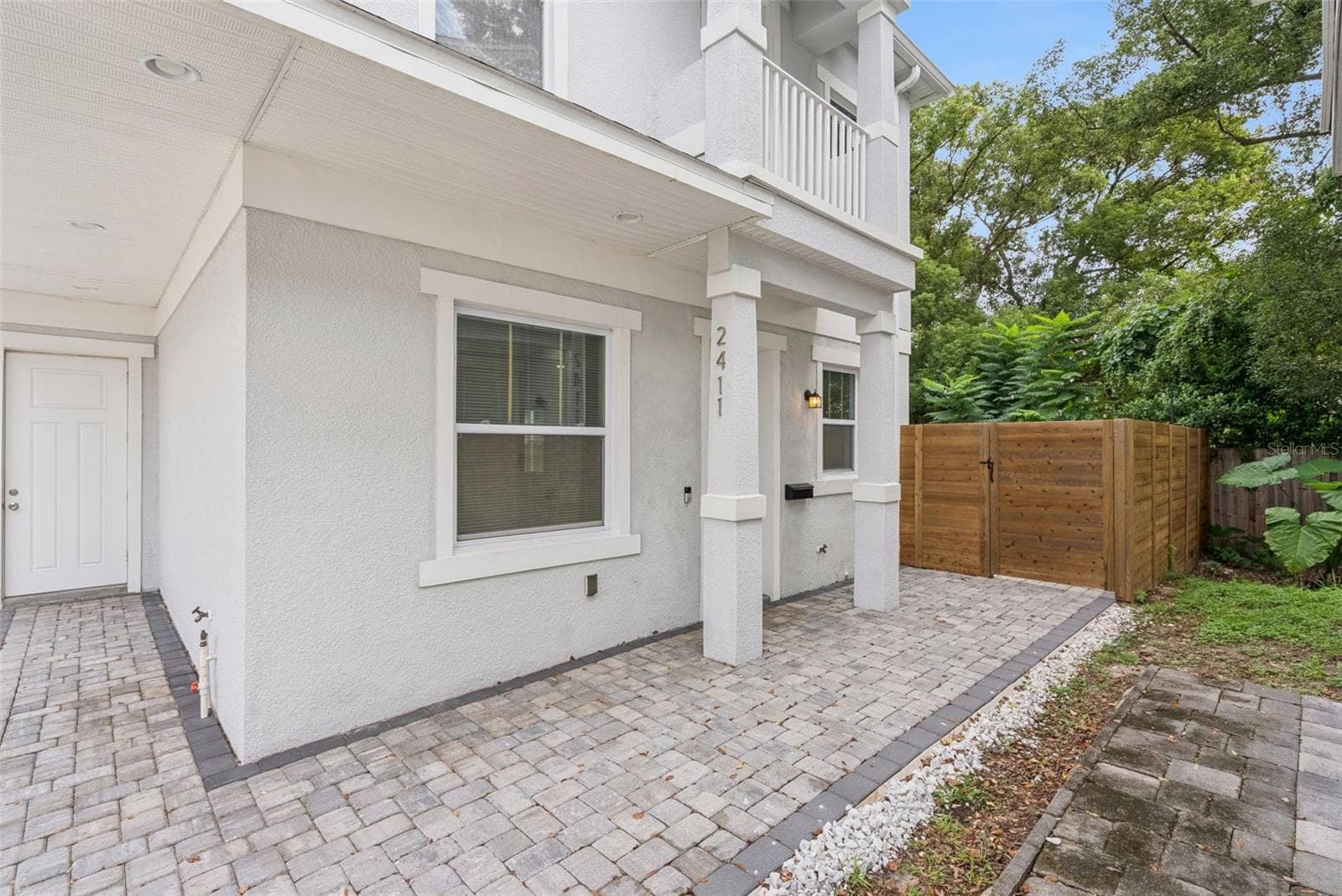 Townhouse at 2411 AMHERST AVE, ORLANDO, photo 3 of 53