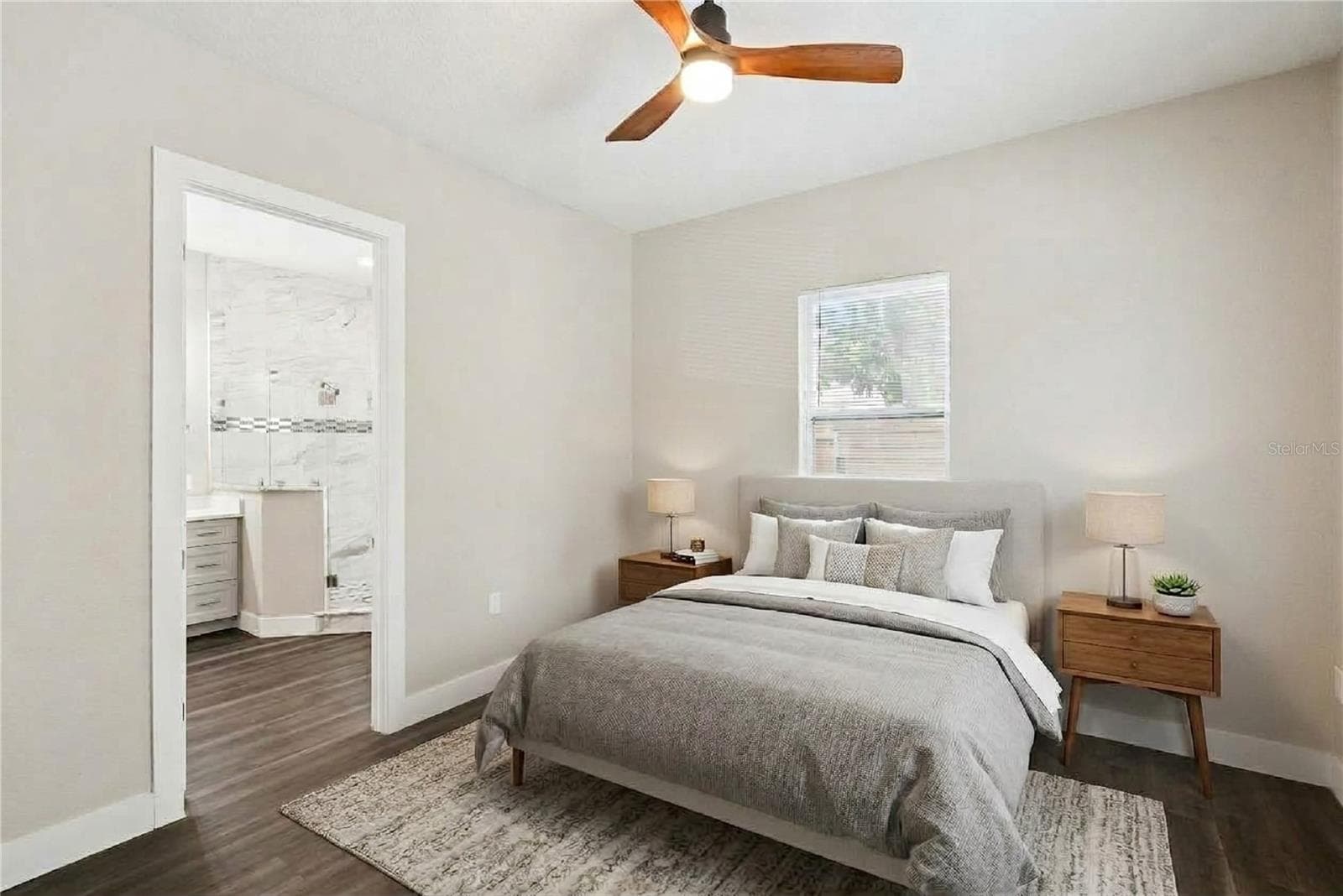 Primary Suite - 2411 AMHERST AVE, ORLANDO