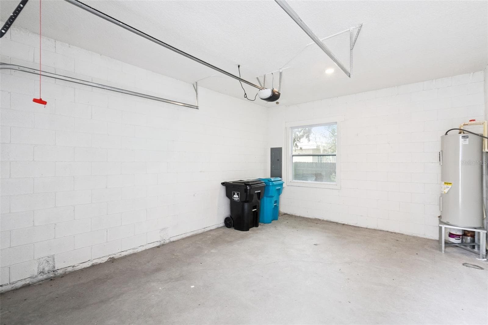 1 car garage - 2411 AMHERST AVE, ORLANDO