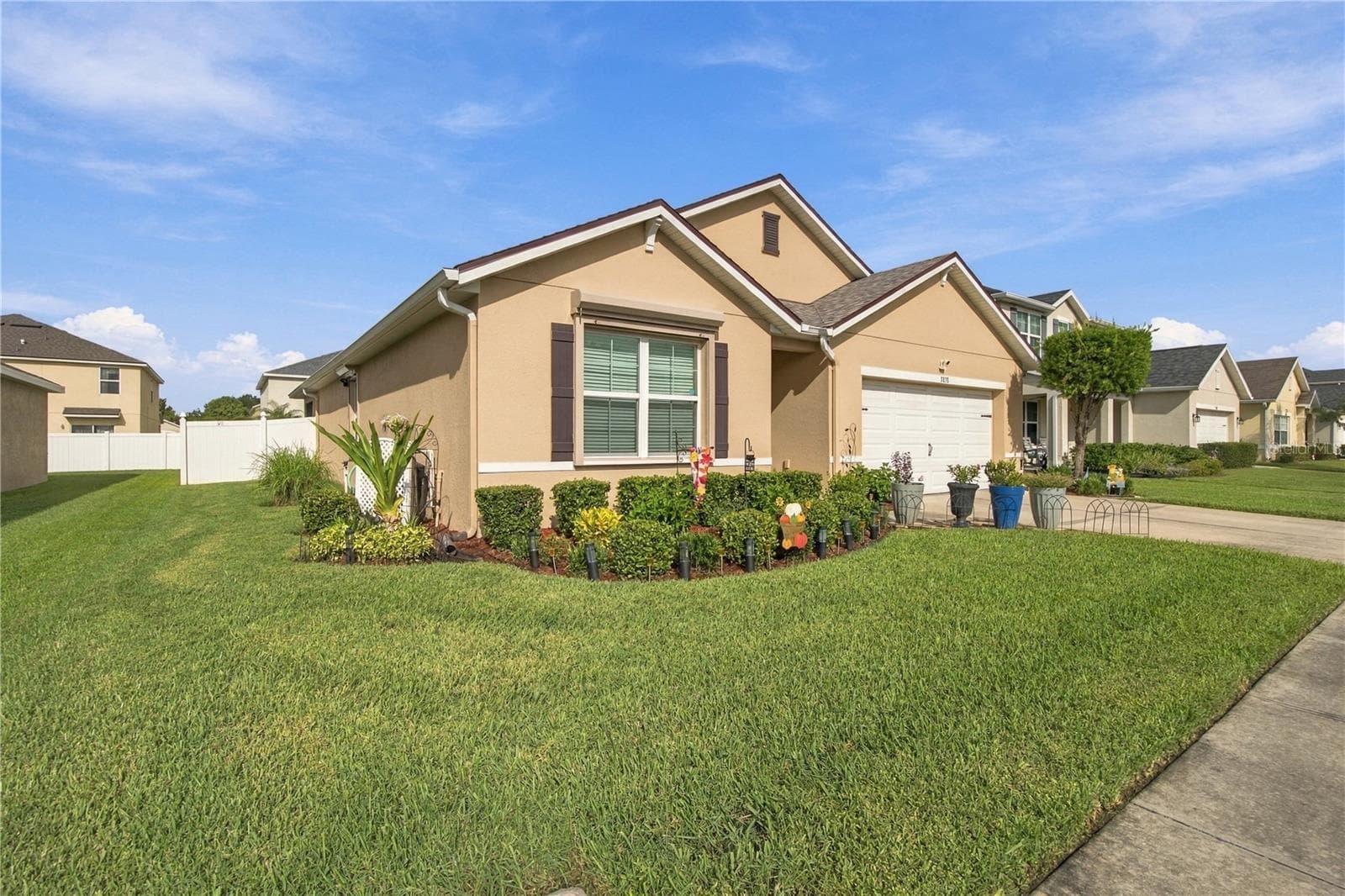 Left front - 3838 CRYSTAL DEW ST, PLANT CITY